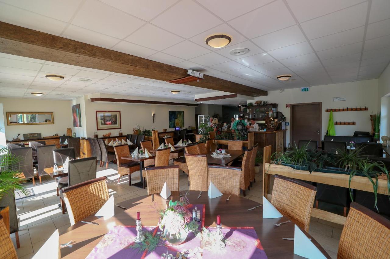 Usedom Bike Hotel & Suites Karlshagen Экстерьер фото